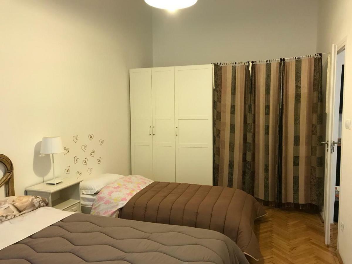 Anna 2 Bedrooms 2 Bathrooms 6 Bikes Budapest Exterior photo